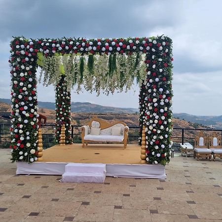 Upper Deck Resort - Stay And Relax At The Highest Peak Lonavala Εξωτερικό φωτογραφία