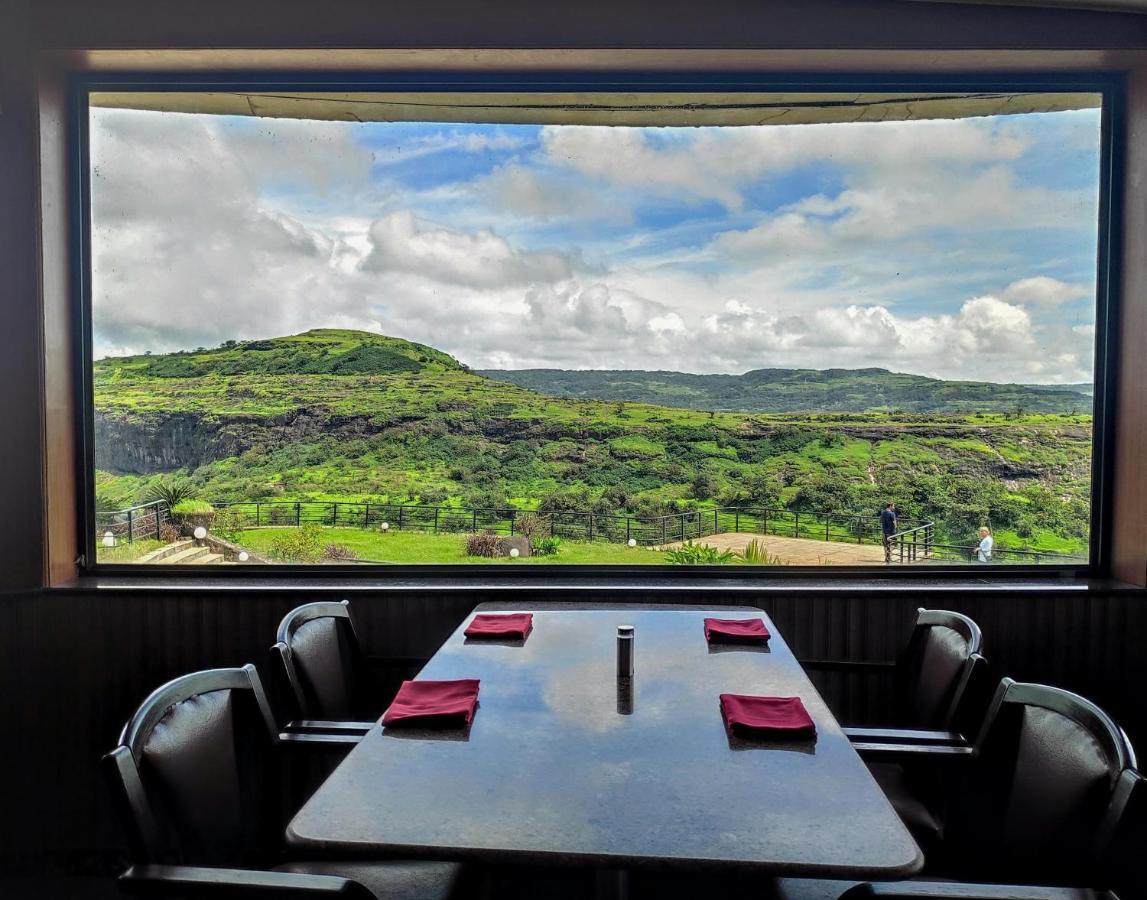 Upper Deck Resort - Stay And Relax At The Highest Peak Lonavala Εξωτερικό φωτογραφία