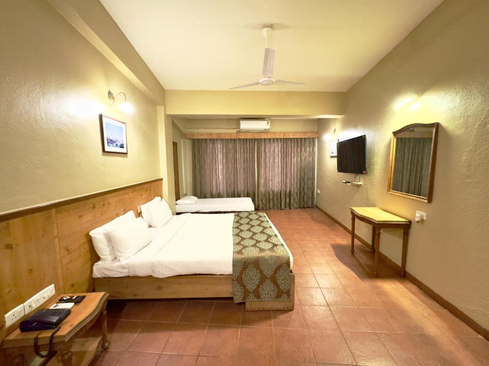 Upper Deck Resort - Stay And Relax At The Highest Peak Lonavala Εξωτερικό φωτογραφία