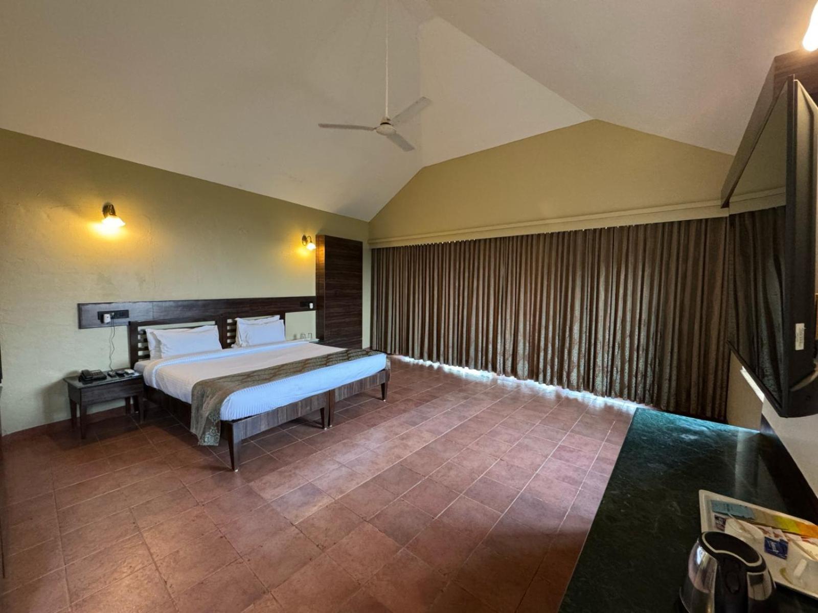 Upper Deck Resort - Stay And Relax At The Highest Peak Lonavala Εξωτερικό φωτογραφία
