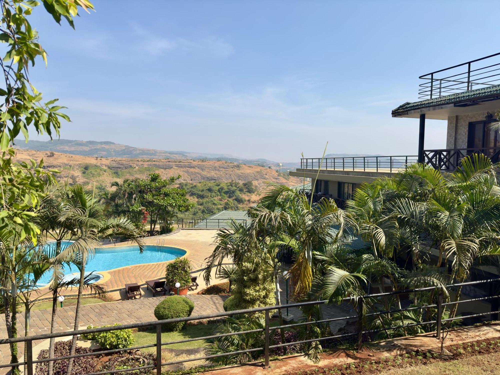 Upper Deck Resort - Stay And Relax At The Highest Peak Lonavala Εξωτερικό φωτογραφία