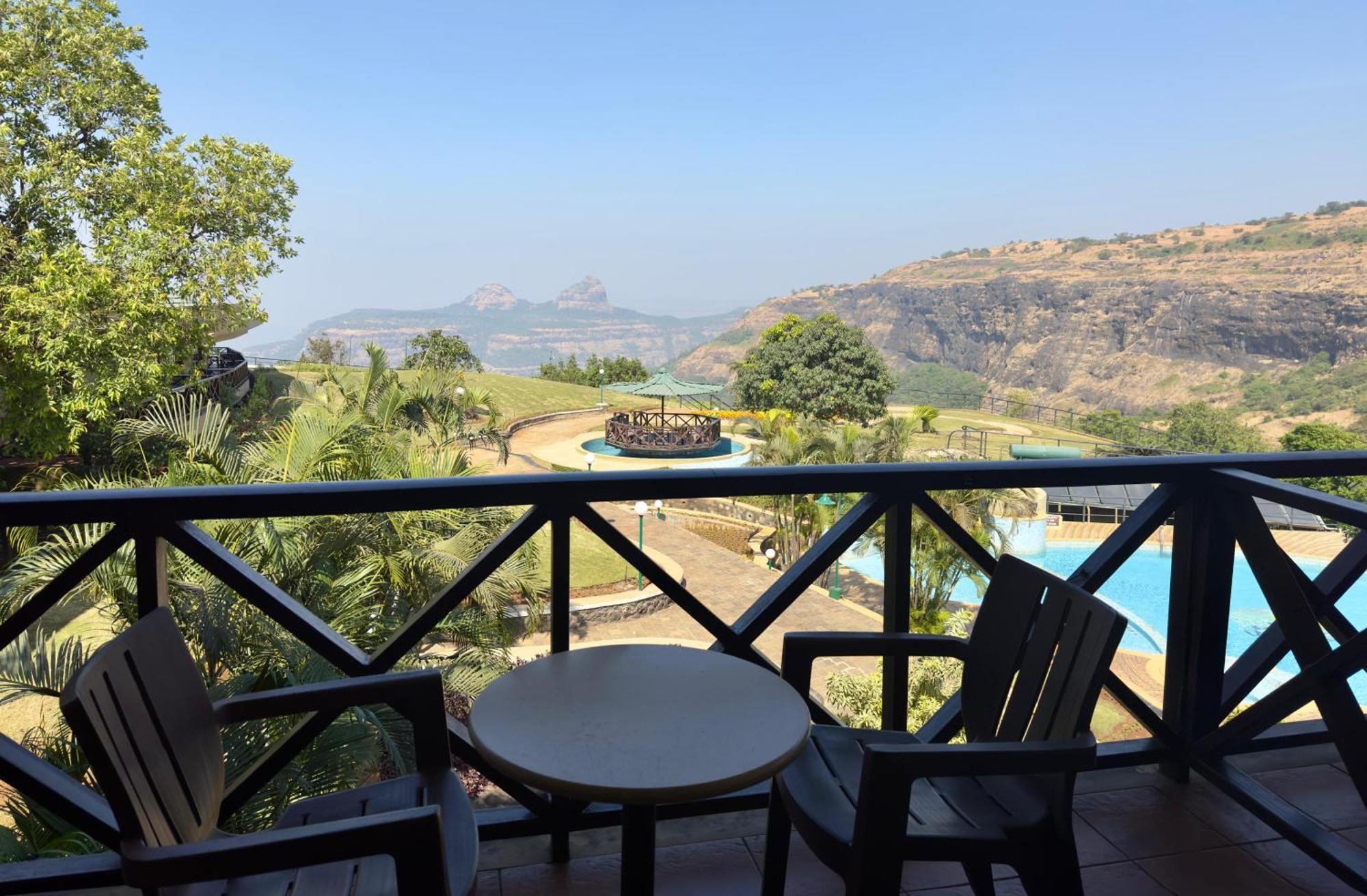 Upper Deck Resort - Stay And Relax At The Highest Peak Lonavala Εξωτερικό φωτογραφία