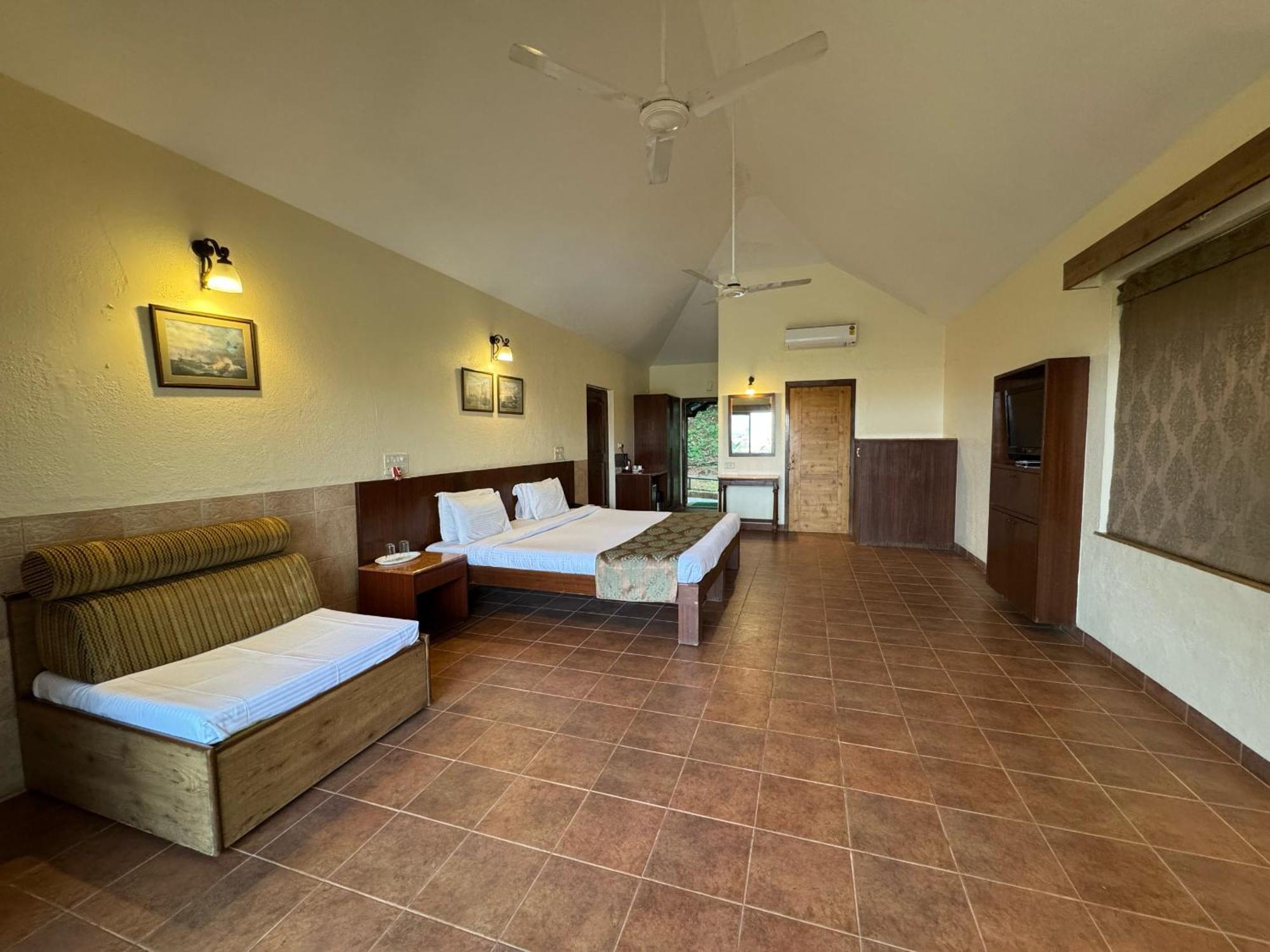 Upper Deck Resort - Stay And Relax At The Highest Peak Lonavala Εξωτερικό φωτογραφία