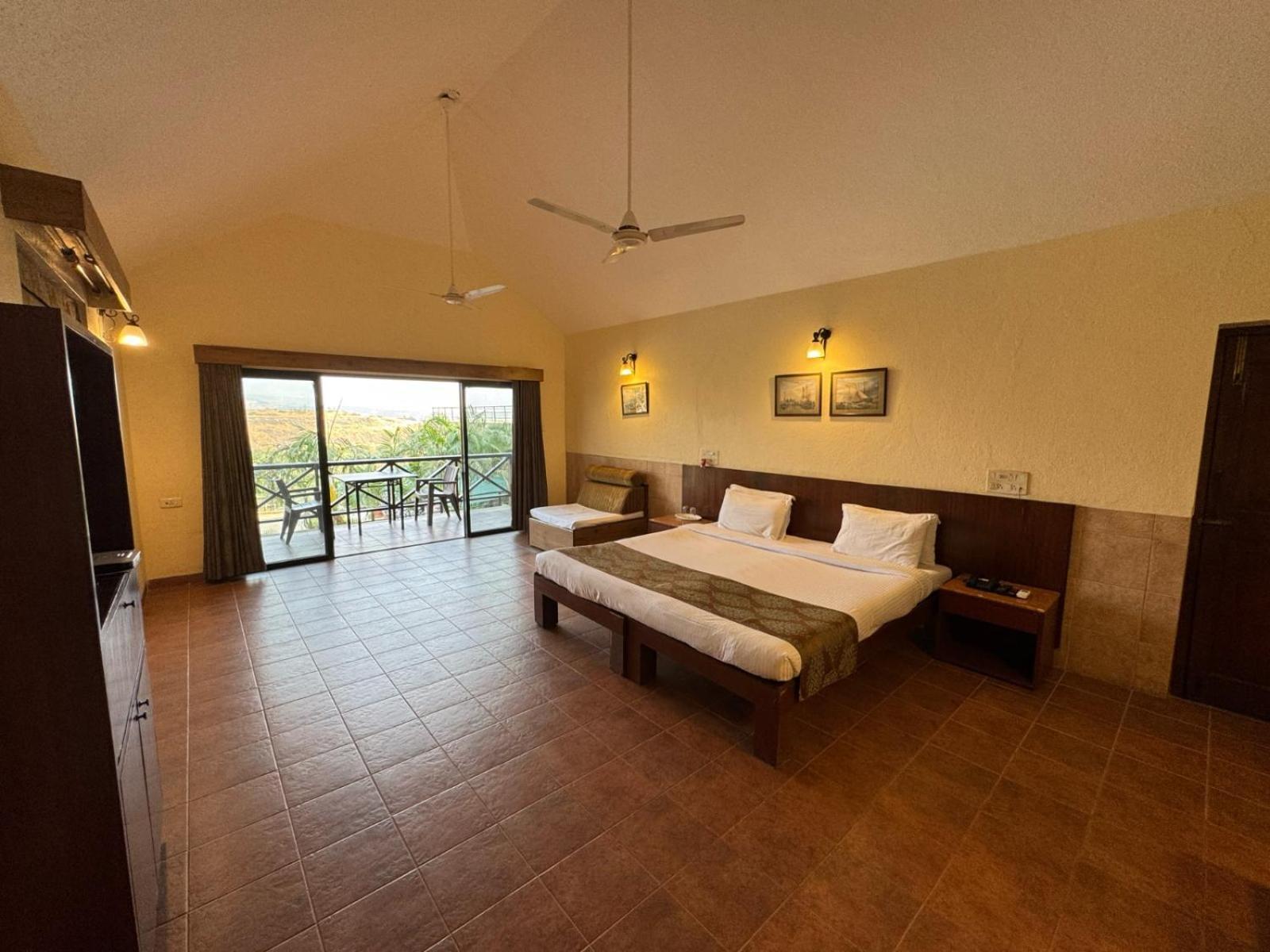 Upper Deck Resort - Stay And Relax At The Highest Peak Lonavala Εξωτερικό φωτογραφία