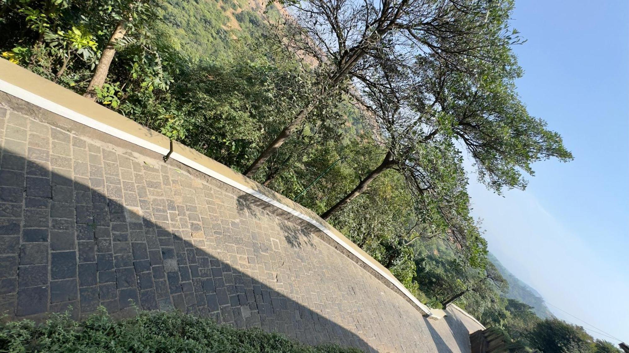 Upper Deck Resort - Stay And Relax At The Highest Peak Lonavala Εξωτερικό φωτογραφία