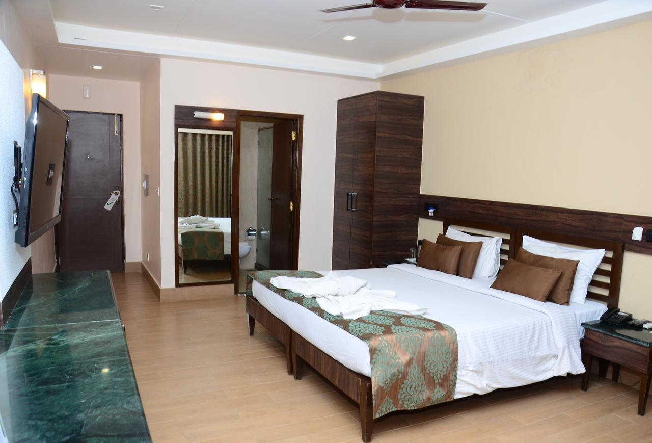 Upper Deck Resort - Stay And Relax At The Highest Peak Lonavala Εξωτερικό φωτογραφία